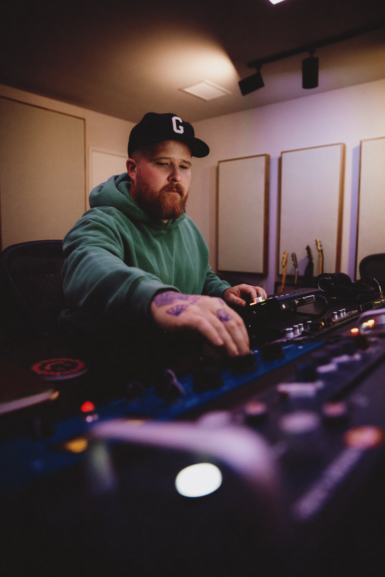 Daniel Tureck at the console